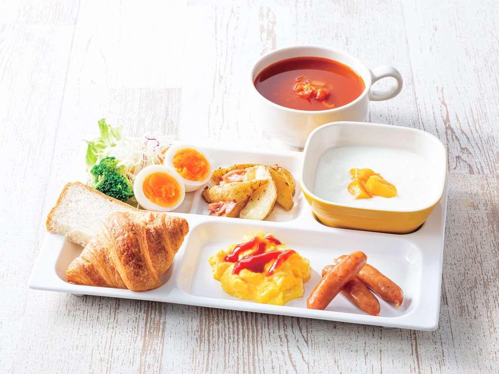 Comfort Hotel Kochi Restaurant photo